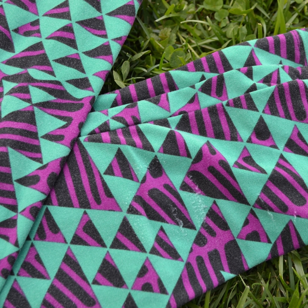 Triangle Pattern Lularoe Leggings T&C - image 2